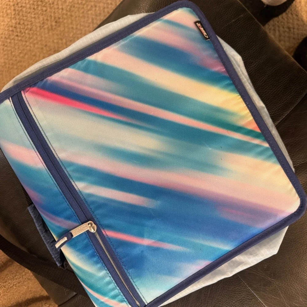 Case It Mighty Zip‎ Tab 3 Inch Zipper Ring Binder with Expanding File 600 Sheets